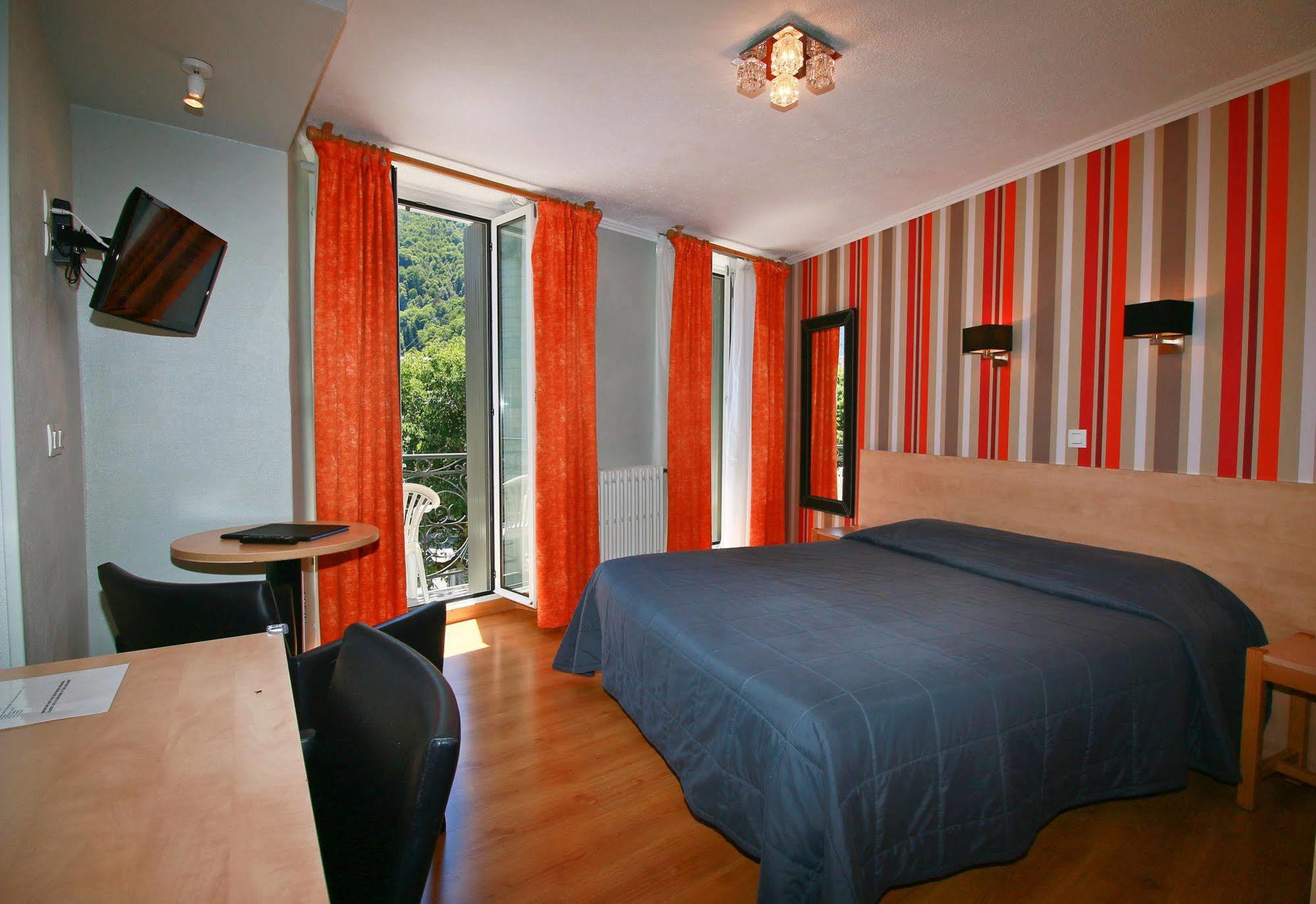 Hotel Panoramic Bagnères-de-Luchon Екстериор снимка