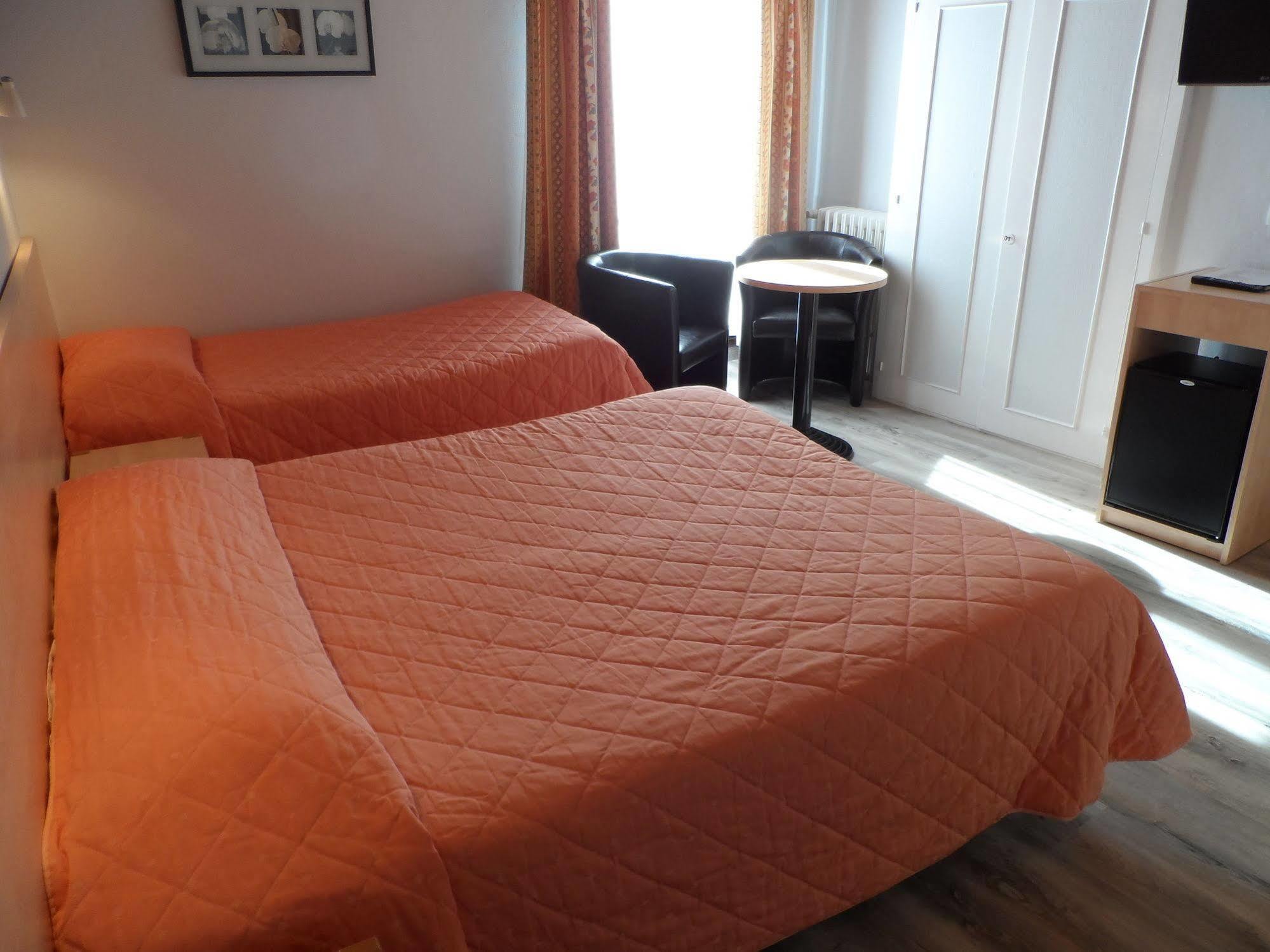 Hotel Panoramic Bagnères-de-Luchon Екстериор снимка
